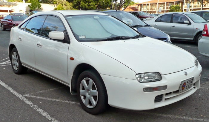 Mazda 323 1997