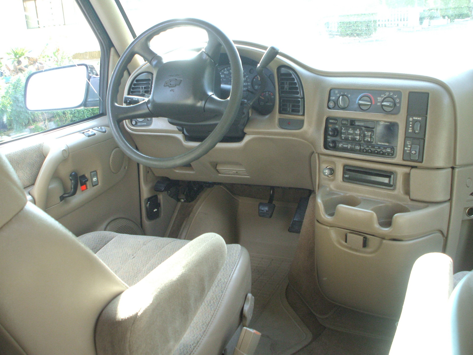 Chevrolet Astro 2000 foto - 1