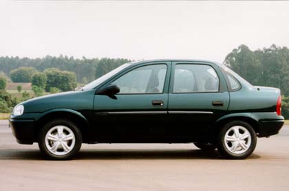 Chevrolet Corsa 1999 foto - 1