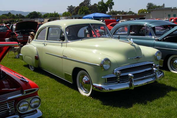 Chevrolet Deluxe 1949 foto - 2