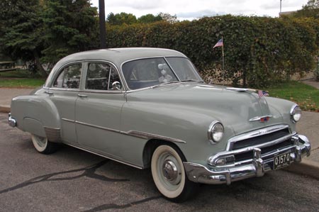 Chevrolet Deluxe 1951 foto - 4
