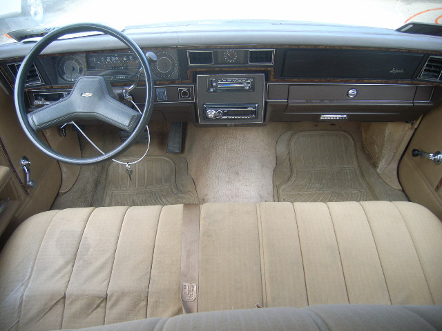 Chevrolet Impala 1981 foto - 3