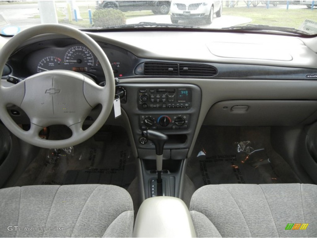 Chevrolet Malibu 1998 foto - 3