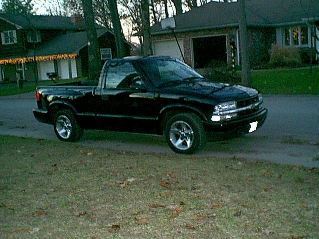 Chevrolet S 10 2002 foto - 1