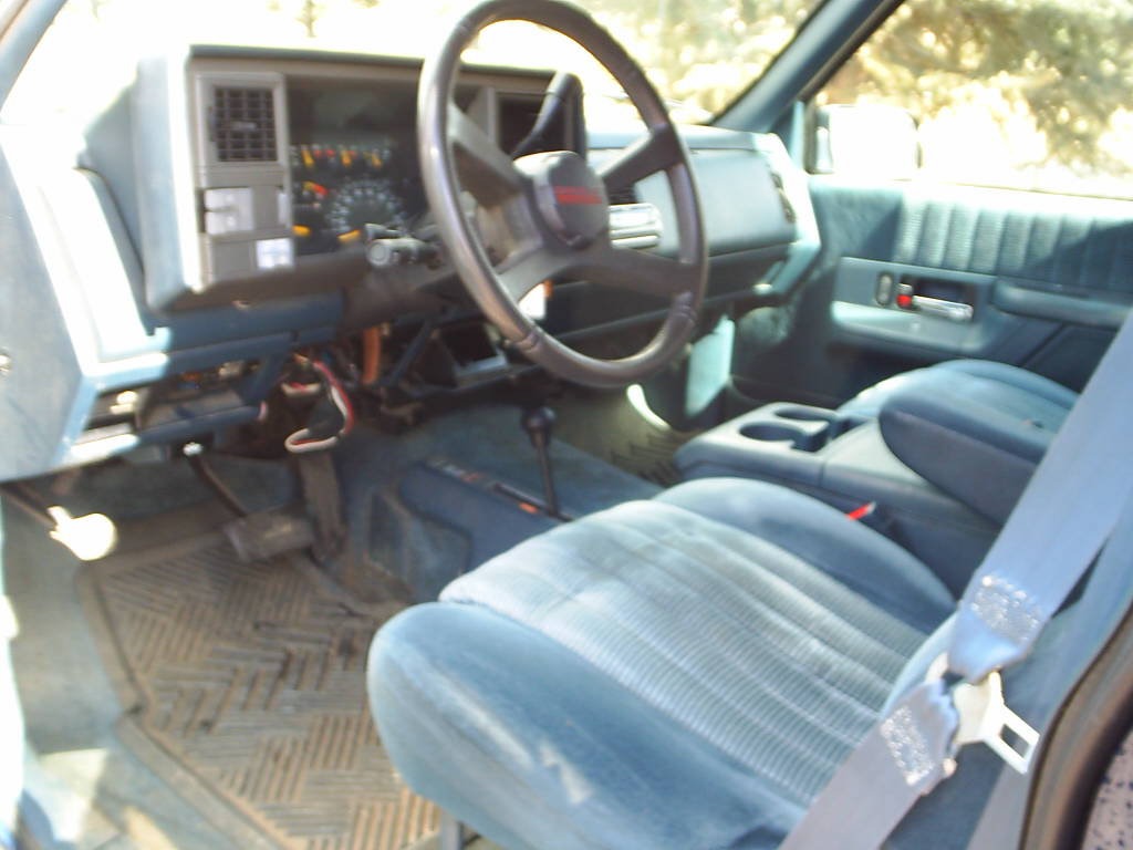 Chevrolet Suburban 1993 foto - 2