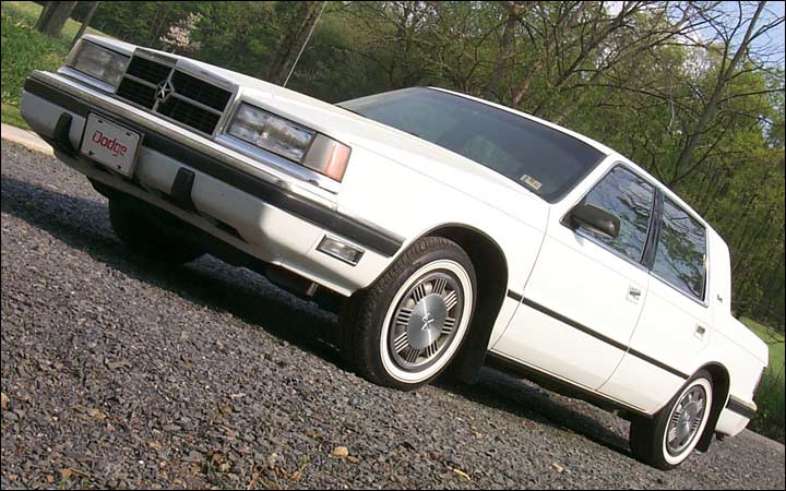 Dodge Dynasty 1989 foto - 5