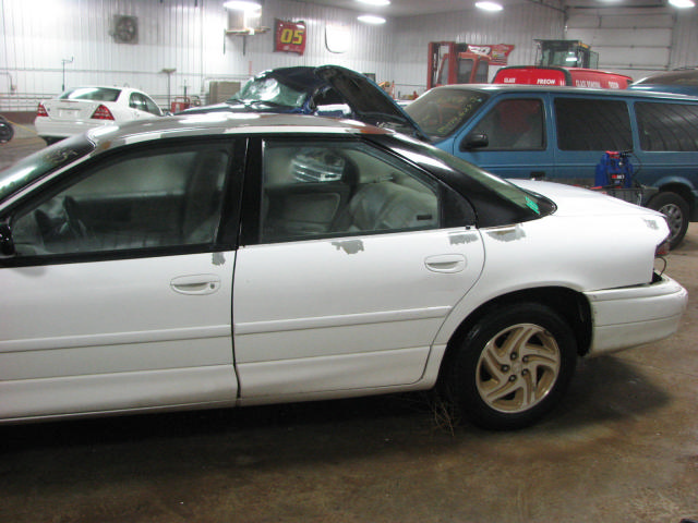 Dodge Intrepid 1995 foto - 3