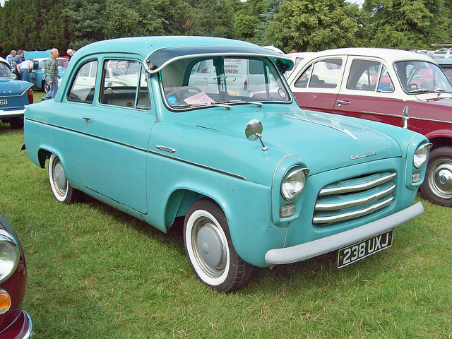 Ford Anglia 1954 foto - 1