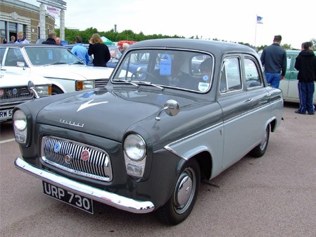 Ford Anglia 1961 foto - 3