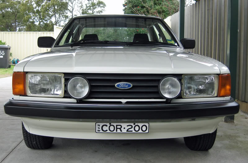 Ford Cortina 1981 foto - 1