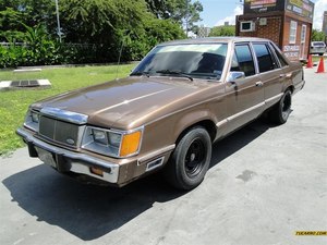 Ford Cougar 1985 foto - 4