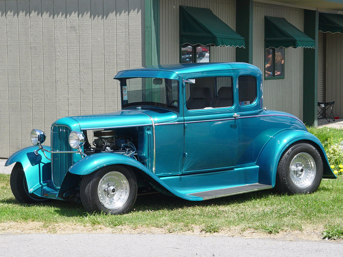 Ford Coupe 1932 foto - 2
