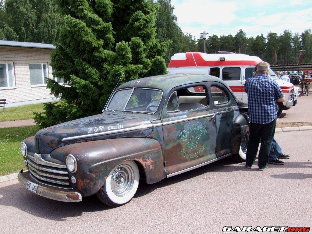 Ford Coupe 1947 foto - 4
