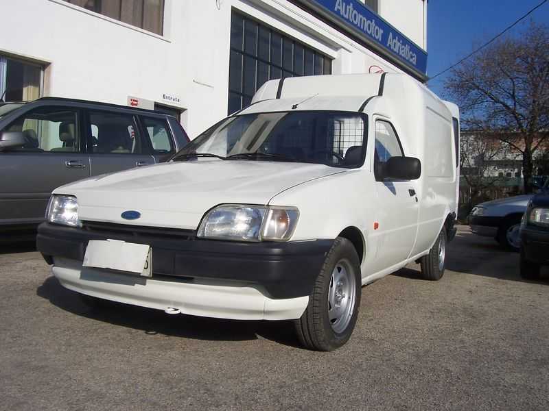 Ford Courier 2009 foto - 1