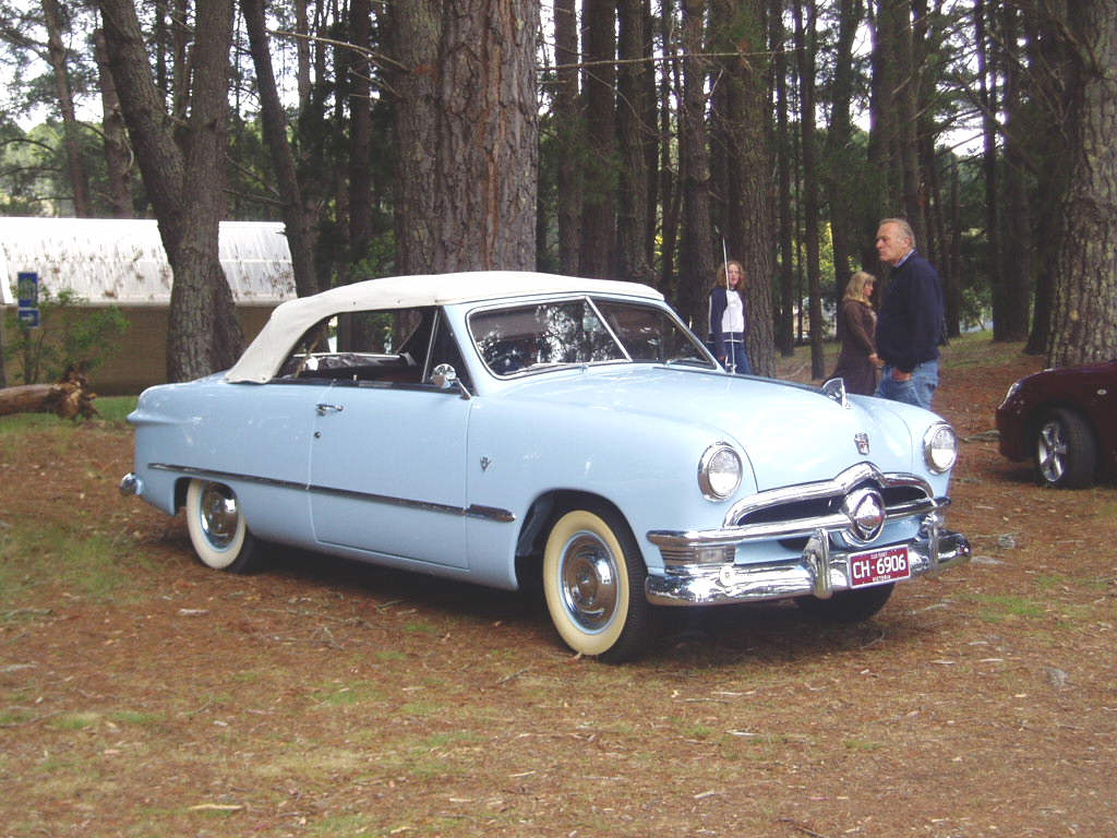 Ford Custom 1949 foto - 3