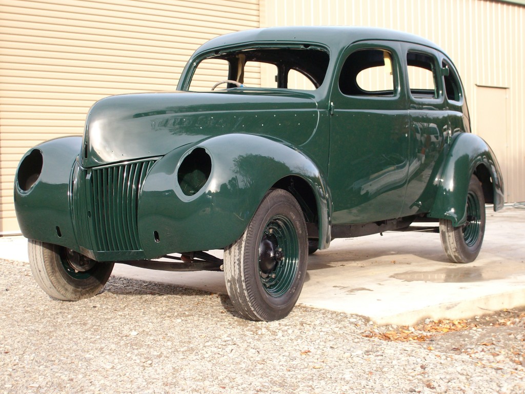 Ford Deluxe 1939 foto - 1