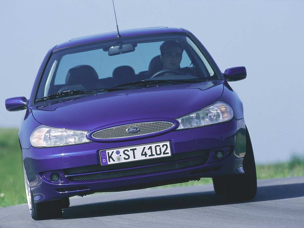 Ford Mondeo 2000 foto - 5