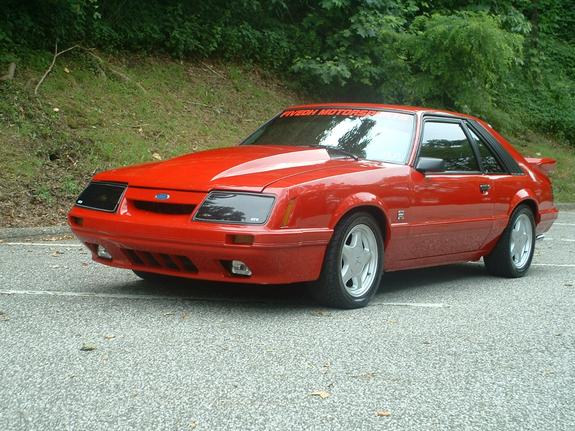 Ford Mustang 1986 foto - 1