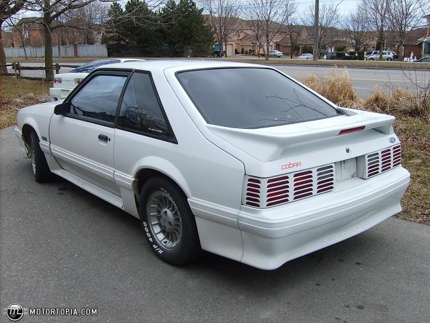Ford Mustang 1990 foto - 1