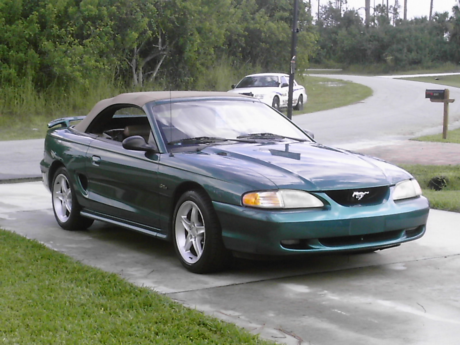 Ford Mustang 1997 foto - 5