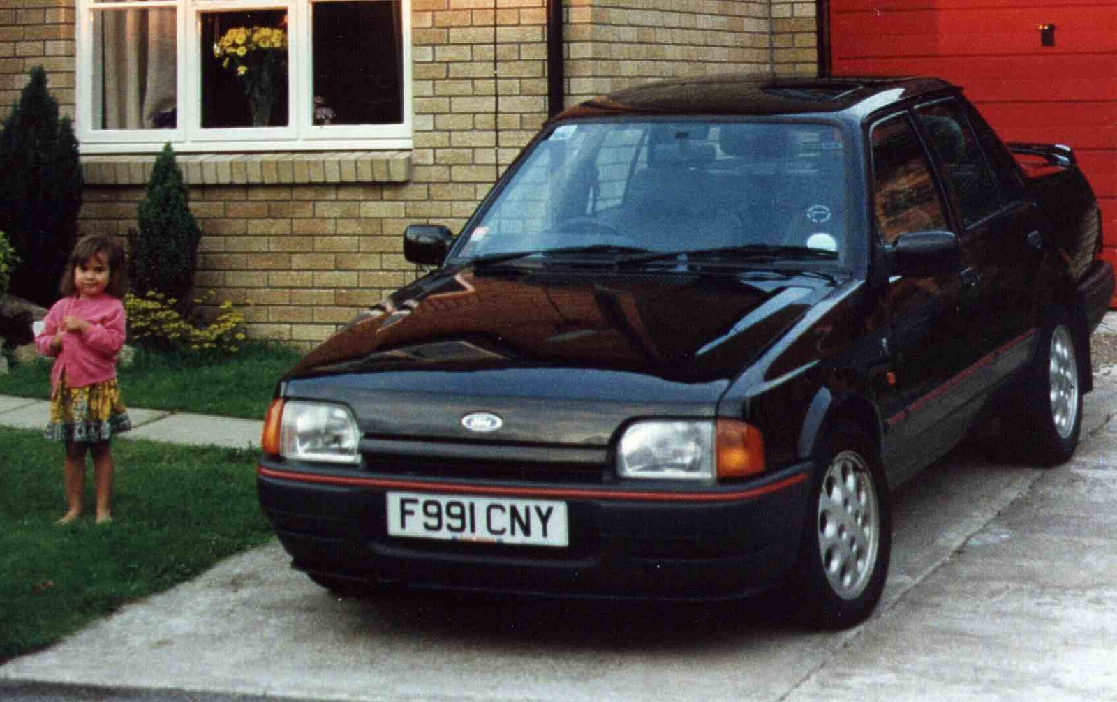 Ford Orion 1985 foto - 2