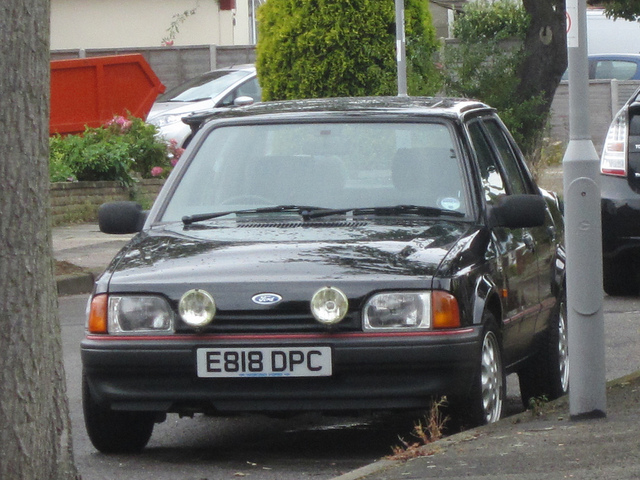 Ford Orion 1987 foto - 5