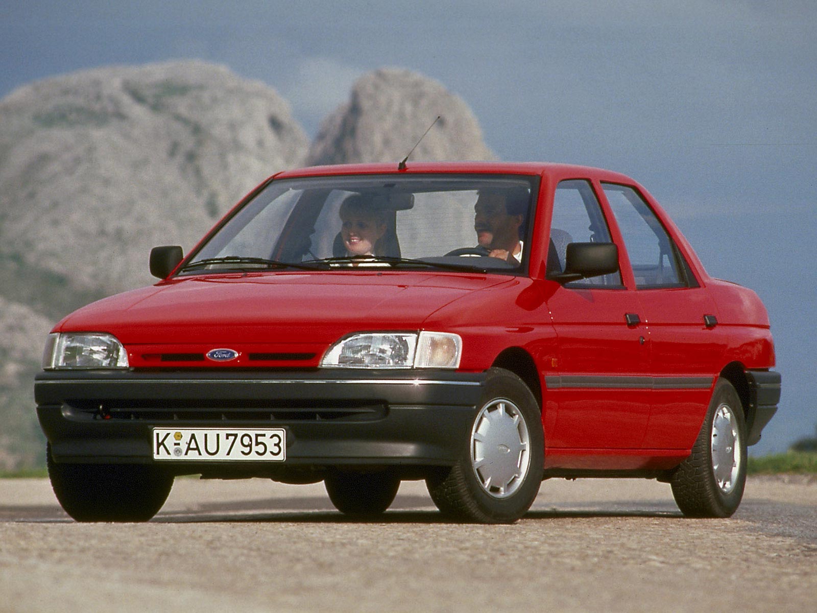 Ford Orion 1998 foto - 1