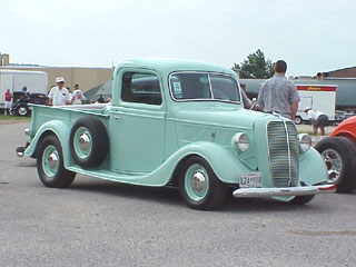 Ford Pickup 1937 foto - 1