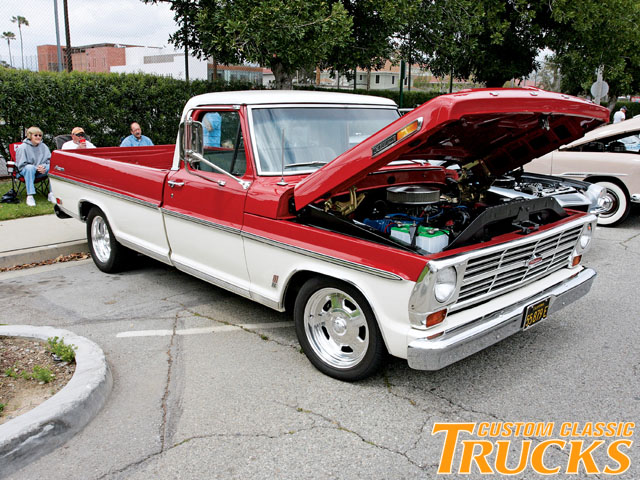 Ford Pickup 1968 foto - 2