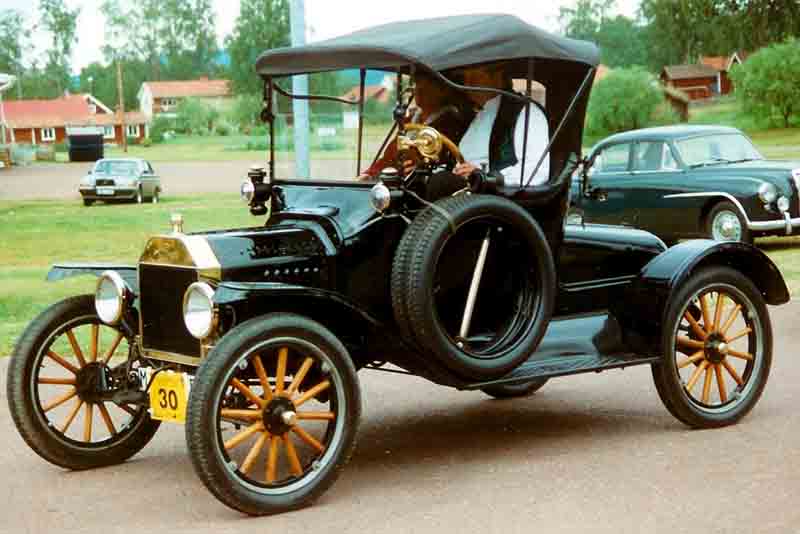 Ford T 1915 foto - 2