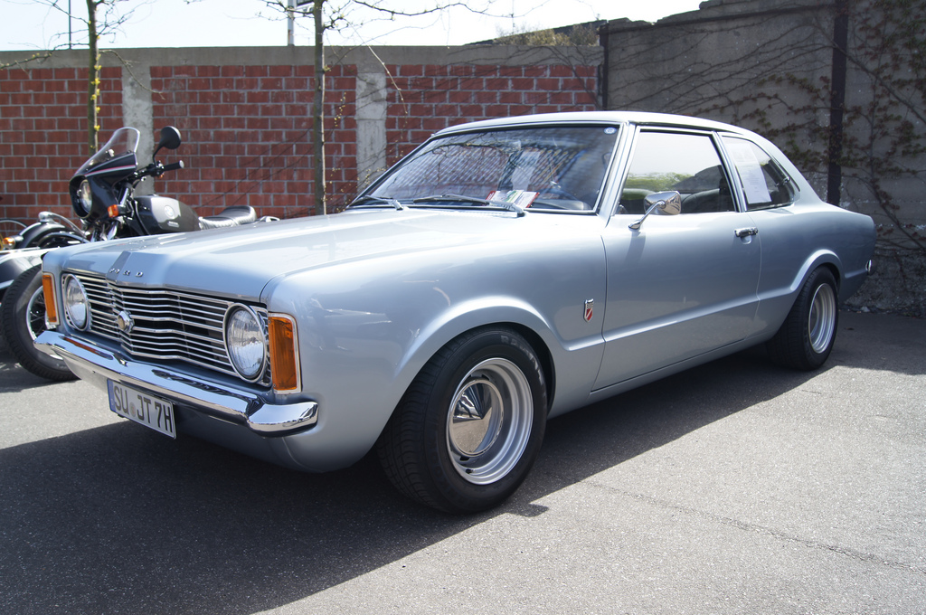 Ford Taunus 1972 foto - 2