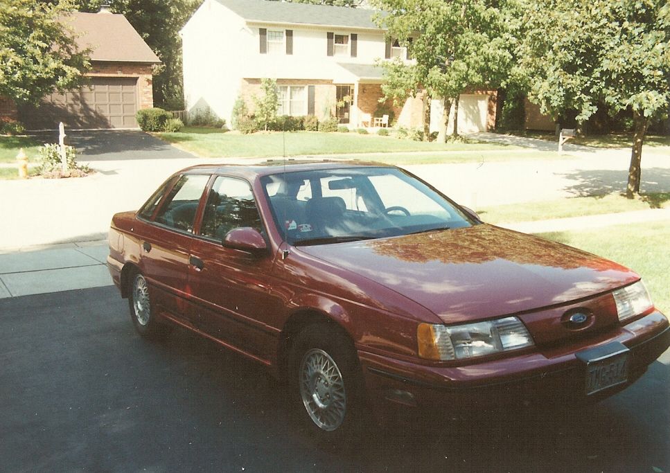Ford Taurus 1989 foto - 4