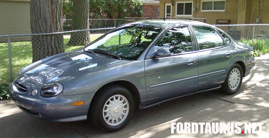 Ford Taurus 1992 foto - 1