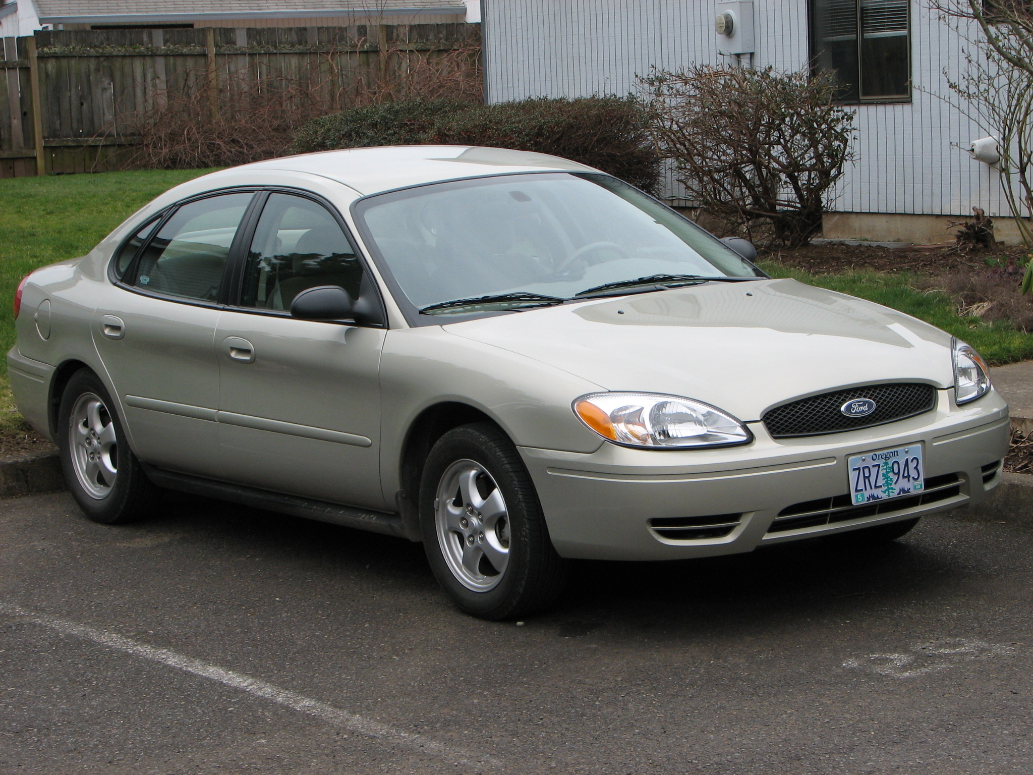 Ford Taurus 2006 foto - 1