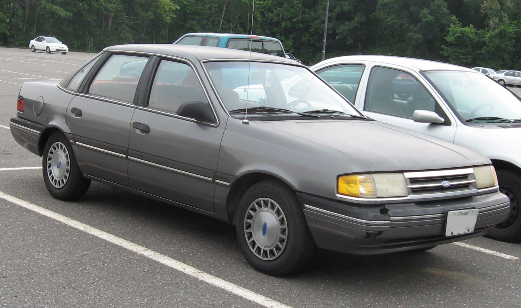 Ford Tempo 1991 foto - 1