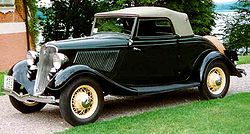 Ford V8 1933 foto - 1