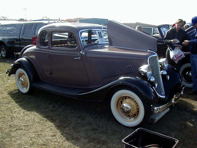 Ford V8 1933 foto - 2