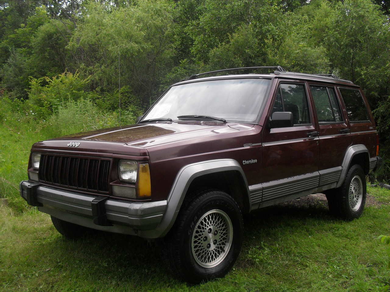 Jeep Cherokee 1984 foto - 2