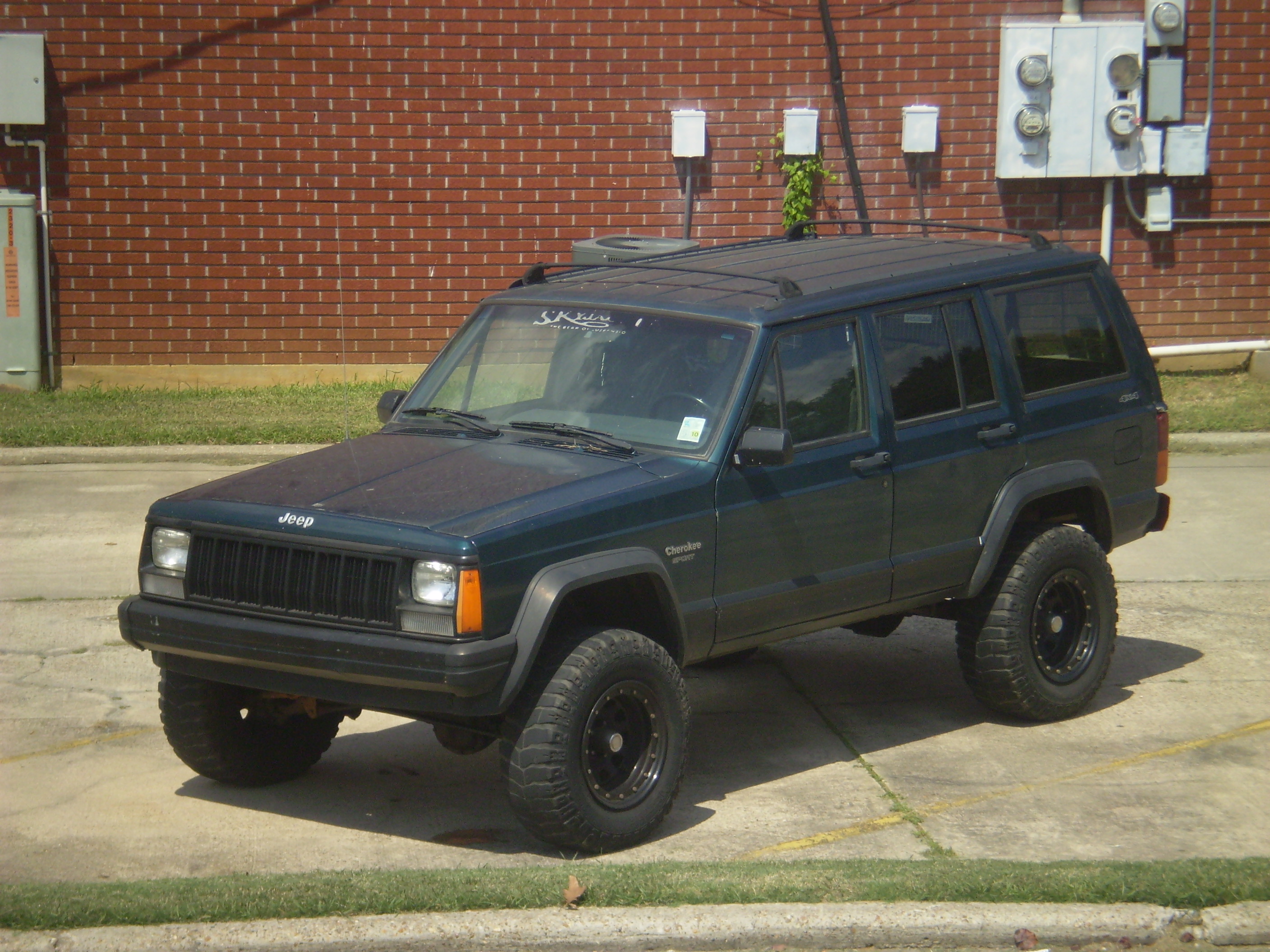 Jeep Cherokee 1995 foto - 2