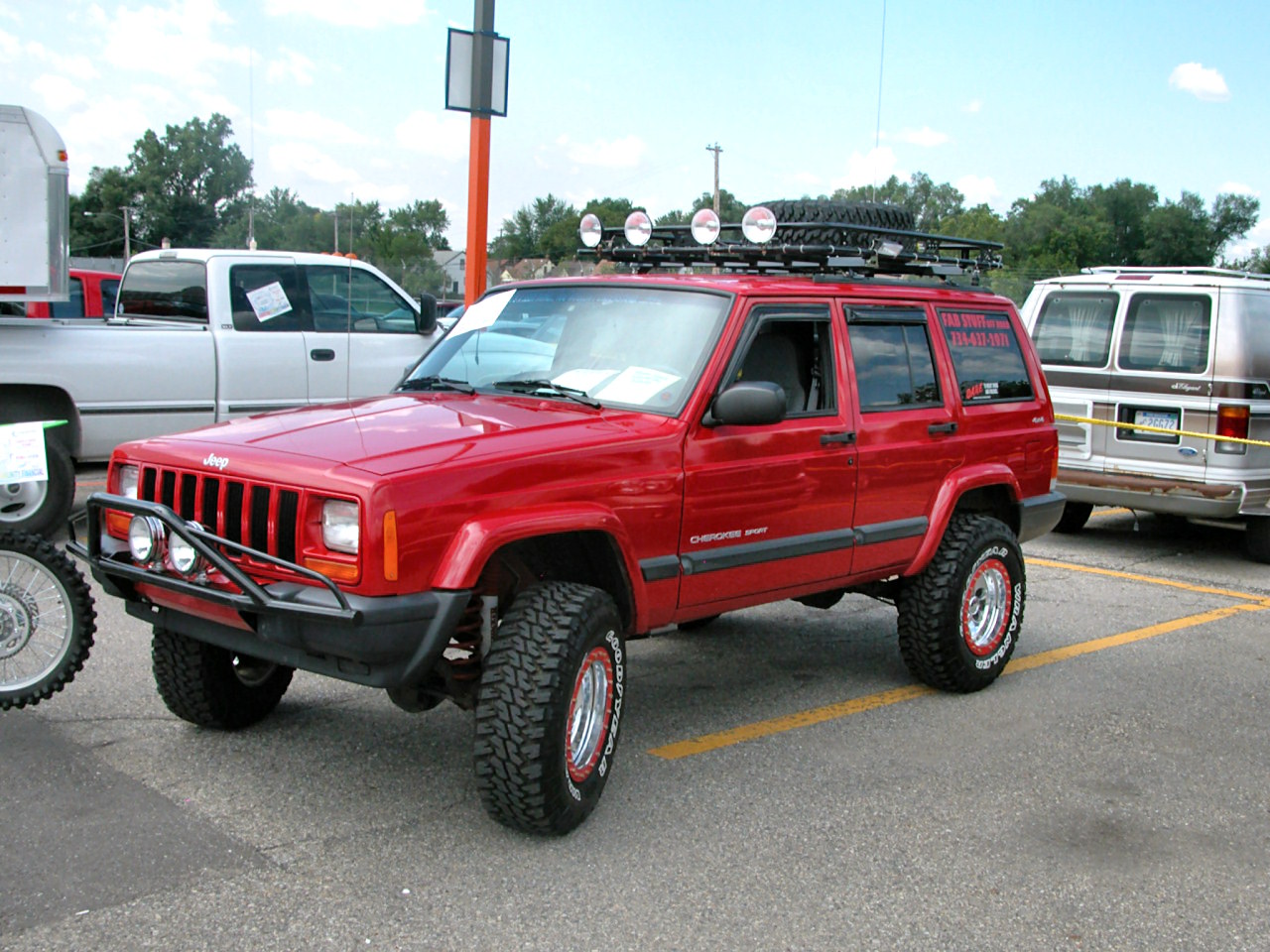 Jeep Cherokee 2002 foto - 3